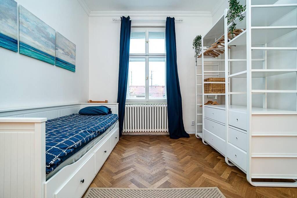 Elegant, Modern, 2-Bed Flat By Museum Of Prague Lejlighed Eksteriør billede