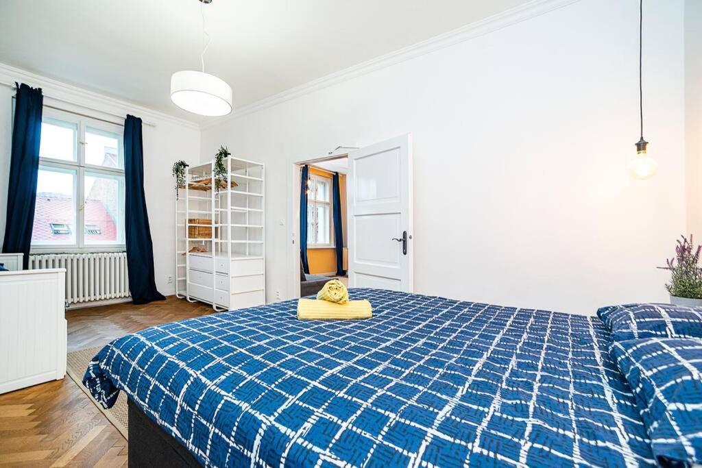 Elegant, Modern, 2-Bed Flat By Museum Of Prague Lejlighed Eksteriør billede